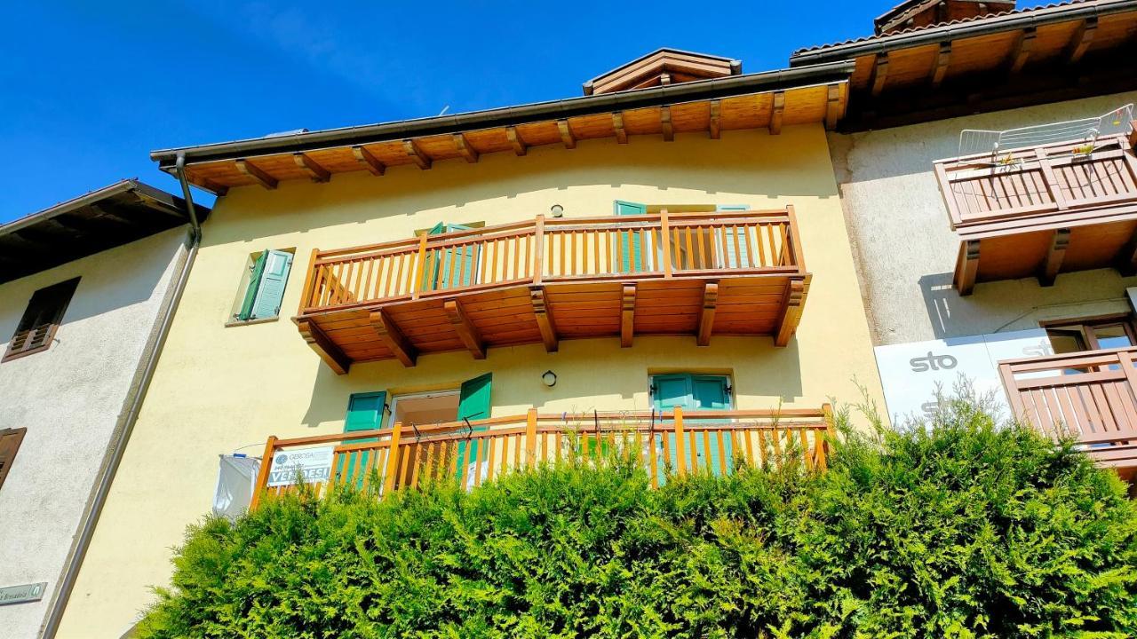 Casa Emma Villa Mezzana  Eksteriør billede