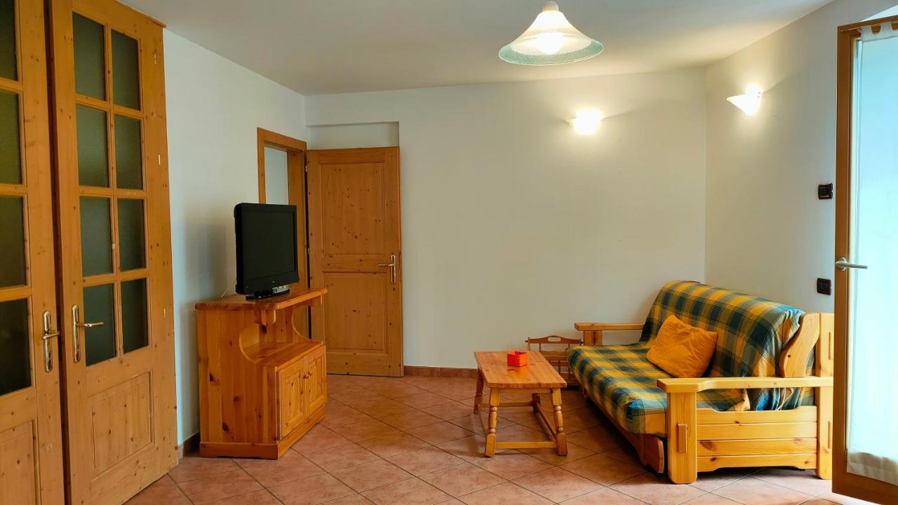 Casa Emma Villa Mezzana  Eksteriør billede