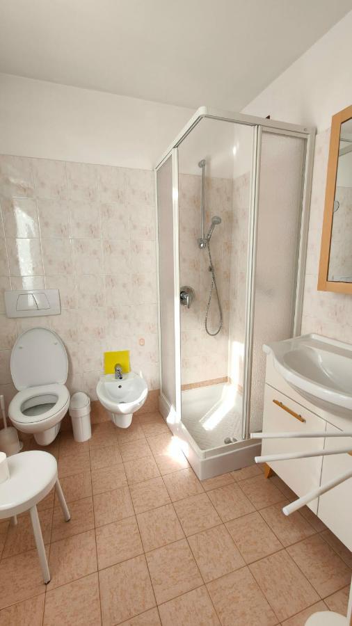 Casa Emma Villa Mezzana  Eksteriør billede